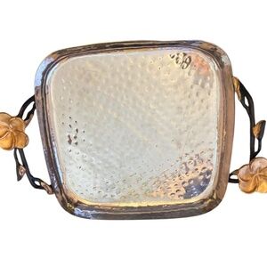 Godinger Hellebore Derby Classic flower square serving tray hammered Stainless